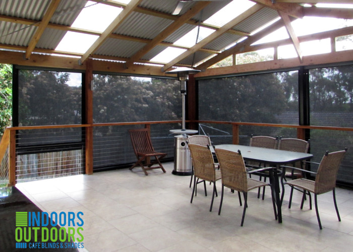 Outdoor blind for verandah